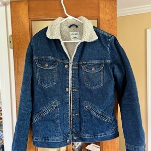 A 2020 Wrangler MJ Denim Sherpa Jacket - great quality - well worn in!